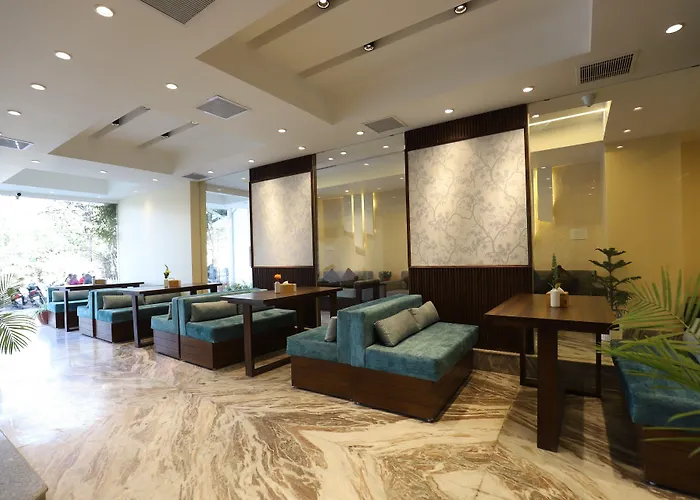Hotel Apex Business - Tribhuvan International Airport,