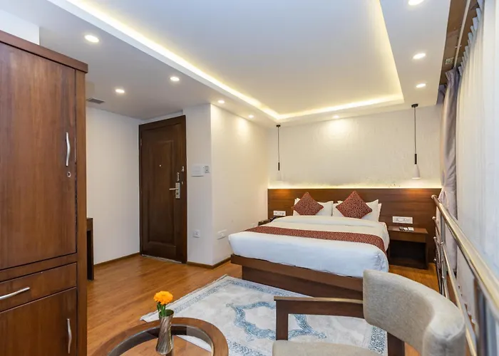 Apex Business - Tribhuvan International Airport, Hotel