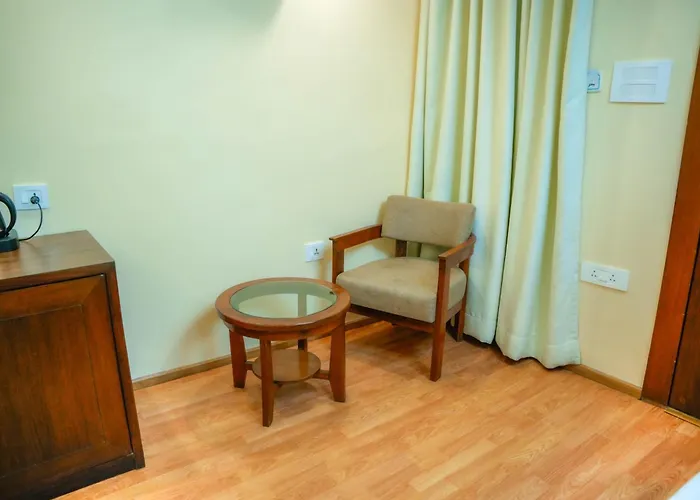 Hotel Apex Business - Tribhuvan International Airport,
