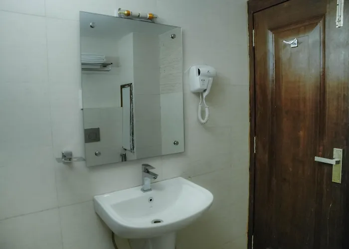 Apex Business - Tribhuvan International Airport, Hotel