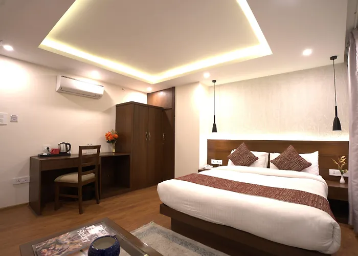 מלון Apex Business - Tribhuvan International Airport, 4*